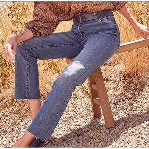Evereve The Ever Straight High-Rise Straight Leg Raw Hem Denim Jean Size 28 Chic